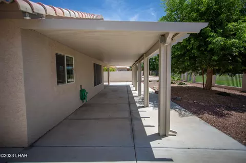 1944 E Clear Lake Dr, Fort Mohave, AZ 86426