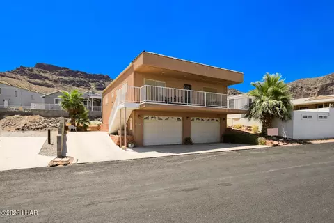 828 Swan Dr, Parker, AZ 85344