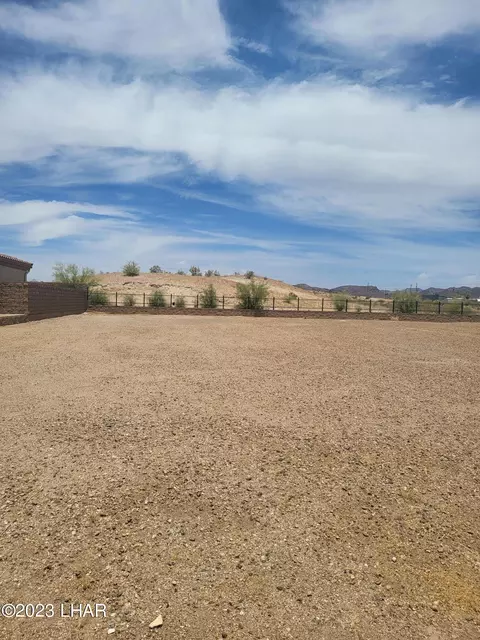 1965 E Troon Dr, Lake Havasu City, AZ 86404