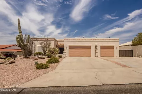 3867 Whaler Dr, Lake Havasu City, AZ 86406