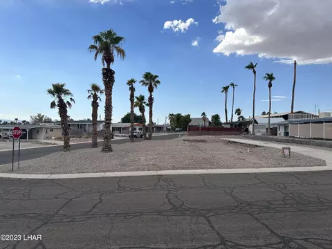 3010 Mescalero Dr, Lake Havasu City, AZ 86404