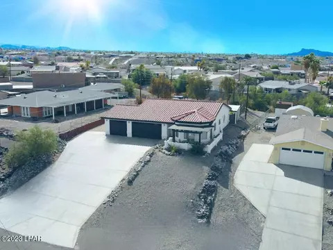 388 Coral Dr, Lake Havasu City, AZ 86403