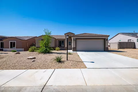 2932 E Luna, Kingman, AZ 86409 photo 2