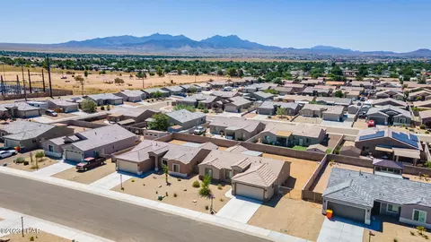 2932 E Luna, Kingman, AZ 86409 photo 30