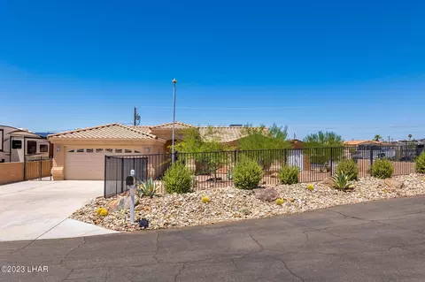 2271 Sotol Ln, Lake Havasu City, AZ 86403