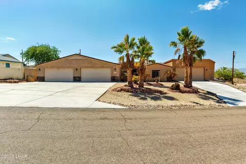 2680 Barite Dr, Lake Havasu City, AZ 86404