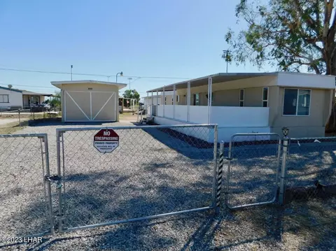 820 Safari Dr, Bullhead City, AZ 86442