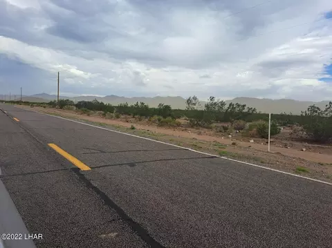 0000 S Aztec Rd, Golden Valley, AZ 86413