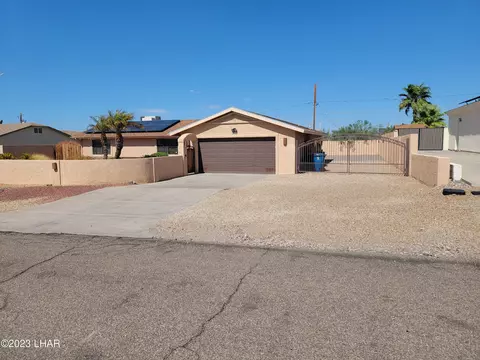 3009 Tomahawk Dr, Lake Havasu City, AZ 86406
