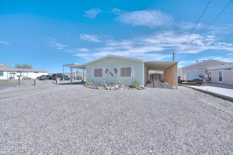 517 Bluewater Drive Dr, Parker, AZ 85344