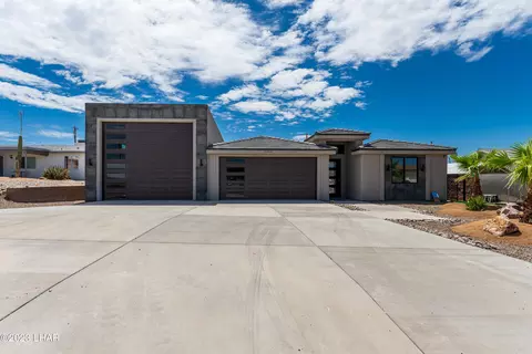 2016 Polaris Dr, Lake Havasu City, AZ 86403