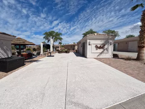 1905 Victoria Farms Rd #51, Lake Havasu City, AZ 86404