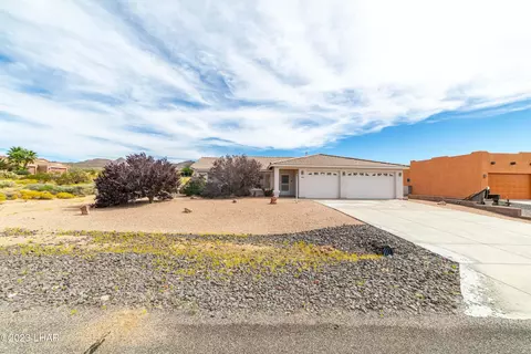 8968 N Ironwood Dr, Kingman, AZ 86401