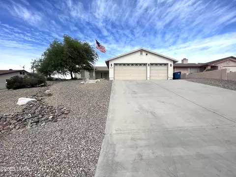 829 Rolling Hills Plz N, Lake Havasu City, AZ 86406