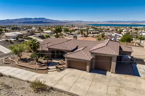 2501 Fannin Dr, Lake Havasu City, AZ 86403