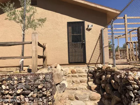 2272 E Valley View Rd, Kingman, AZ 86409 photo 7