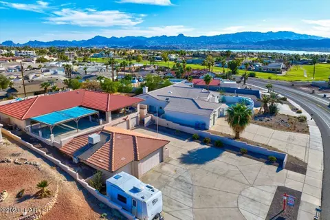 312 Acoma Blvd S, Lake Havasu City, AZ 86406