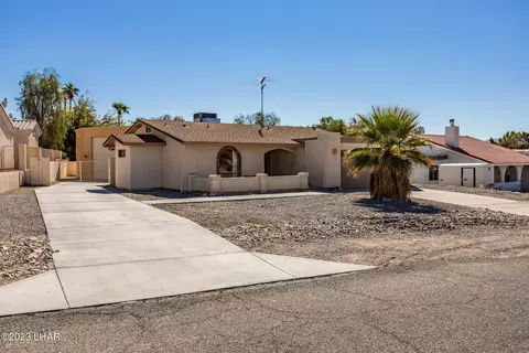 2440 Baron Dr, Lake Havasu City, AZ 86403
