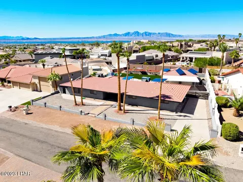 2391 Stroke Dr, Lake Havasu City, AZ 86406