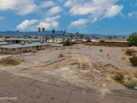 415 Hummingbird Dr, Lake Havasu City, AZ 86403