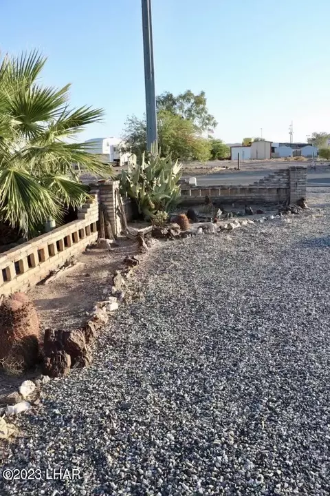 28084 Frame Ave, Bouse, AZ 85325 photo 6