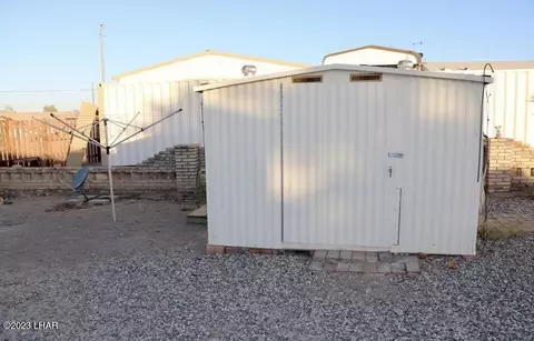 28084 Frame Ave, Bouse, AZ 85325 photo 4