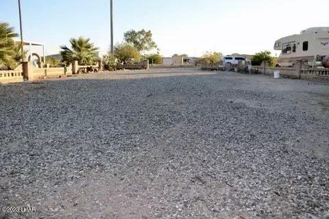 28084 Frame Ave, Bouse, AZ 85325 photo 2
