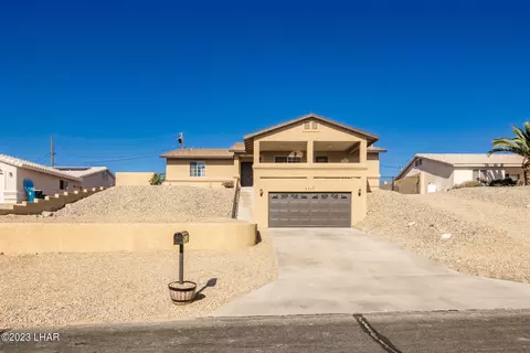 3217 Sheik Dr, Lake Havasu City, AZ 86404