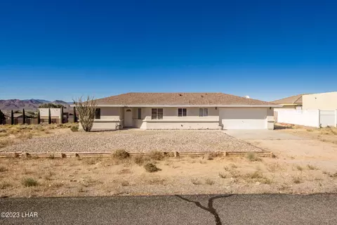 9015 Ironwood Dr, Kingman, AZ 86401