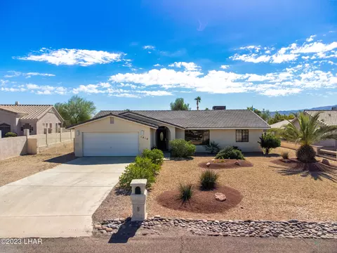 1816 Combat Dr, Lake Havasu City, AZ 86403