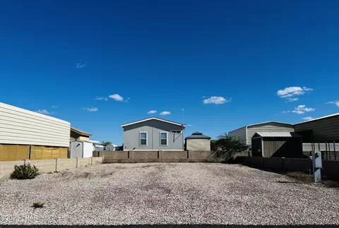 19 N Saguaro Rd, Quartzsite, AZ 85346