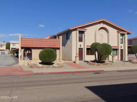2085 Mesquite Ave #1, Lake Havasu City, AZ 86403