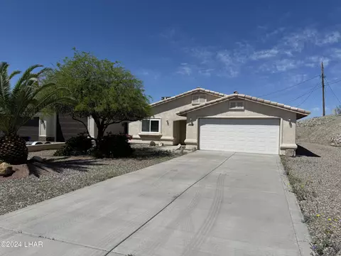 2881 Simitan Dr, Lake Havasu City, AZ 86404