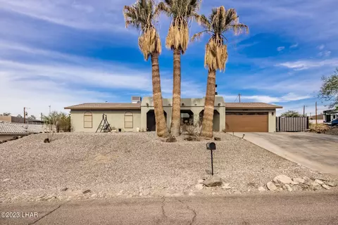 2585 Widgeon Dr, Lake Havasu City, AZ 86403