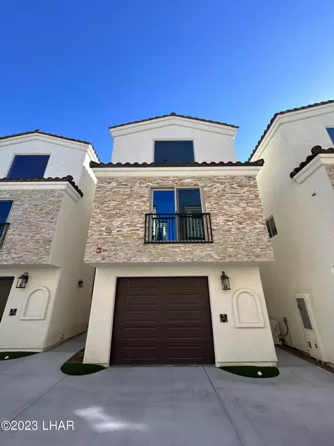 2042 Swanson Ave #L, Lake Havasu City, AZ 86403