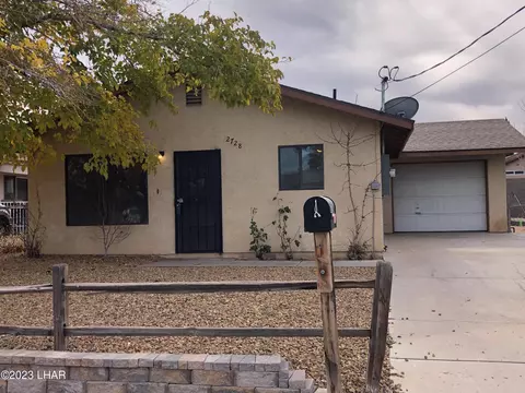 2728 Louise Ave, Kingman, AZ 86401