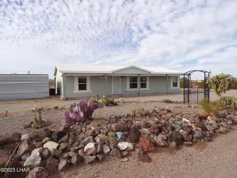 27286 Rayder Ave, Bouse, AZ 85325