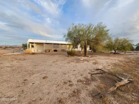 52285 Staghorn Dr, Quartzsite, AZ 85346