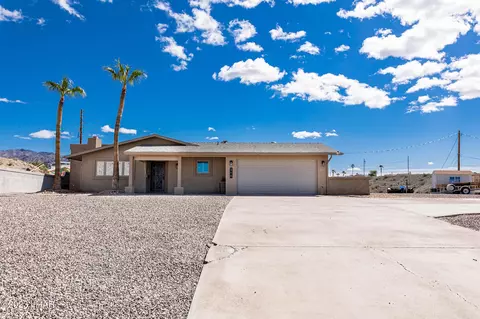 390 Stallion Ln, Lake Havasu City, AZ 86404