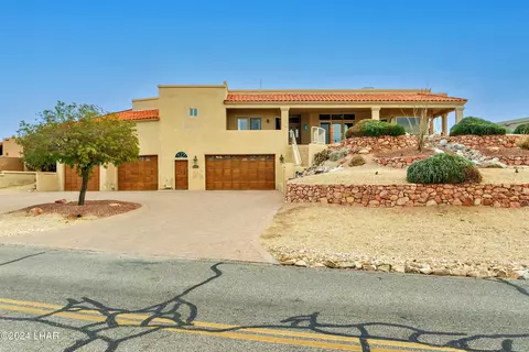 210 Cypress Dr, Lake Havasu City, AZ 86403