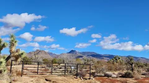 2560 E Sundown Dr, Yucca, AZ 86438 photo 6
