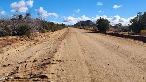 2560 E Sundown Dr, Yucca, AZ 86438 photo 35