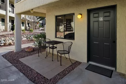 1989 Mesquite Ave #37, Lake Havasu City, AZ 86403