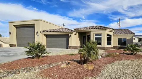 3400 Desert Pl, Lake Havasu City, AZ 86404
