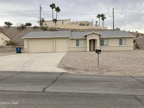 4070 Columbia Dr, Lake Havasu City, AZ 86406