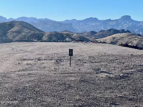 2496 Black Rock Way, Lake Havasu City, AZ 86406
