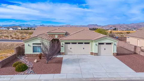 2177 Producers Mine Rd, Kingman, AZ 86401