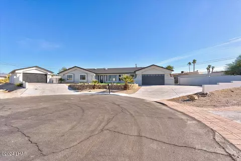 2540 Sunchief Ln, Lake Havasu City, AZ 86403