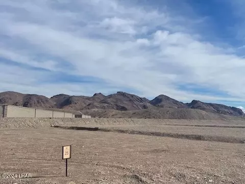 2490 Aubrey Hills Ln, Lake Havasu City, AZ 86406