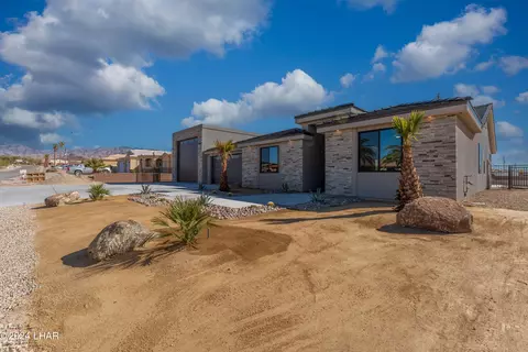 3306 Bluegrass Dr, Lake Havasu City, AZ 86406